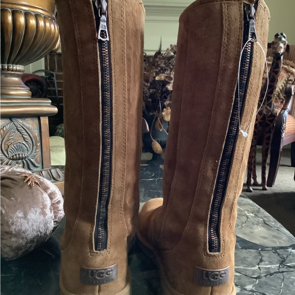 UGG Knightsbridge Brown Winter Boots with Zipper